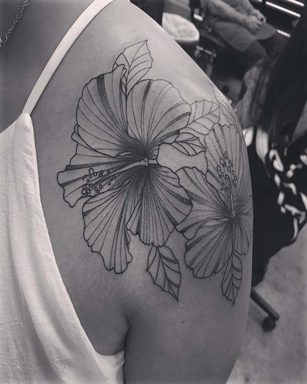 40 Black And White Floral Shoulder Tattoo Ideas